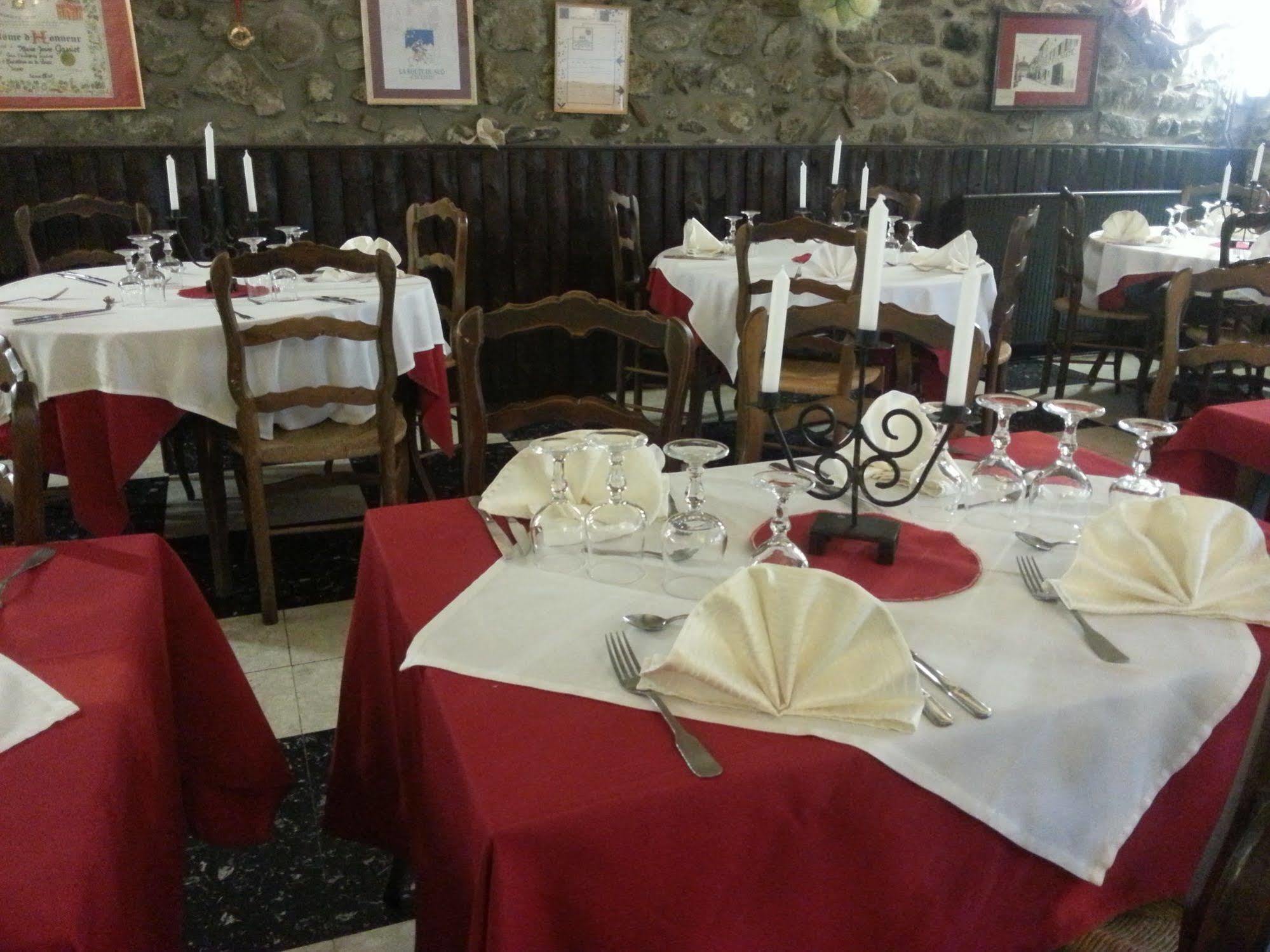 Logis Hotel Restaurant De La Poste Tarascon-sur-Ariège Eksteriør bilde